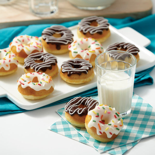 Wilton Small Donut Pan, 12-Cavity
