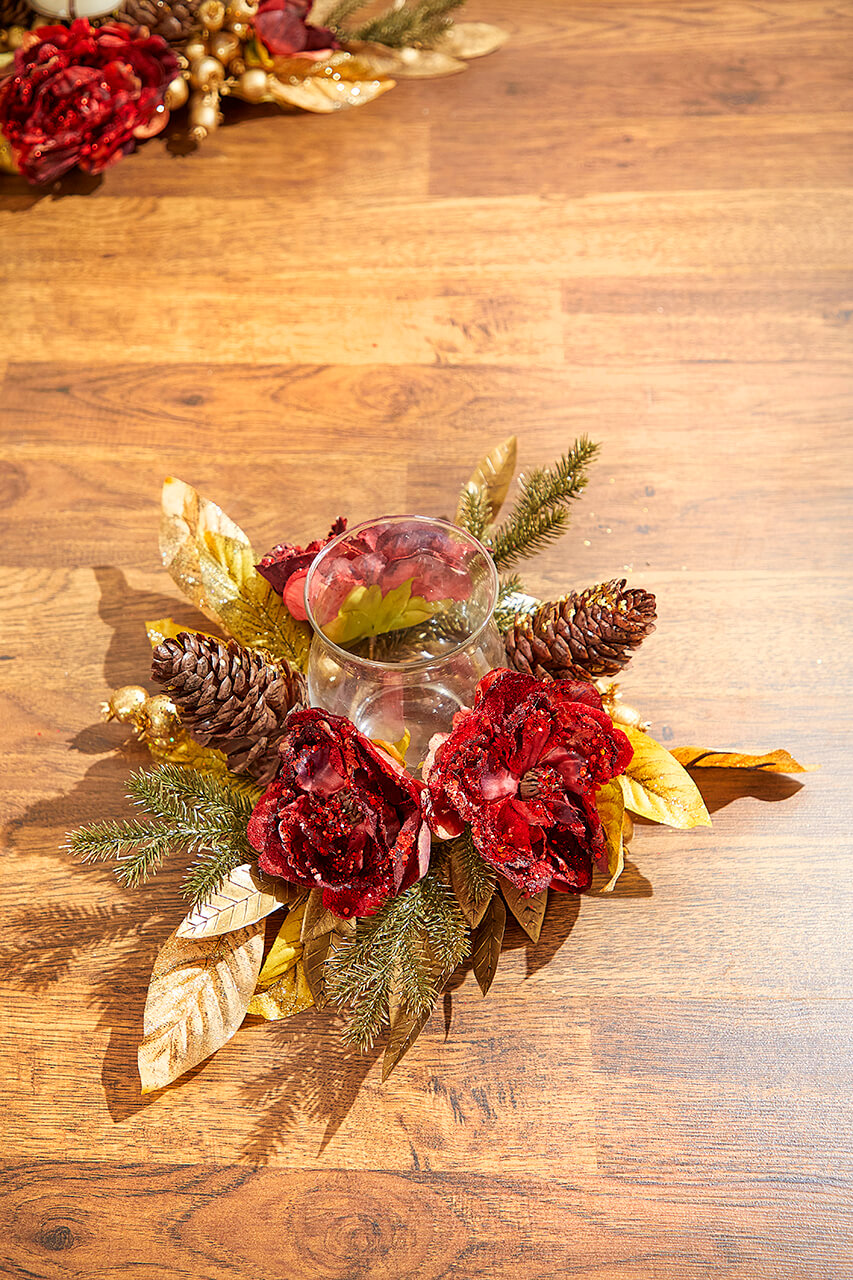 14" Gold Peony Laurel Candle Holder