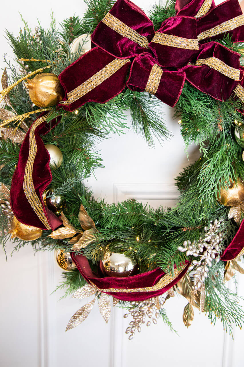 30 Inch Prelit Crimson Gold Holiday Wreath LED Lights Cordless