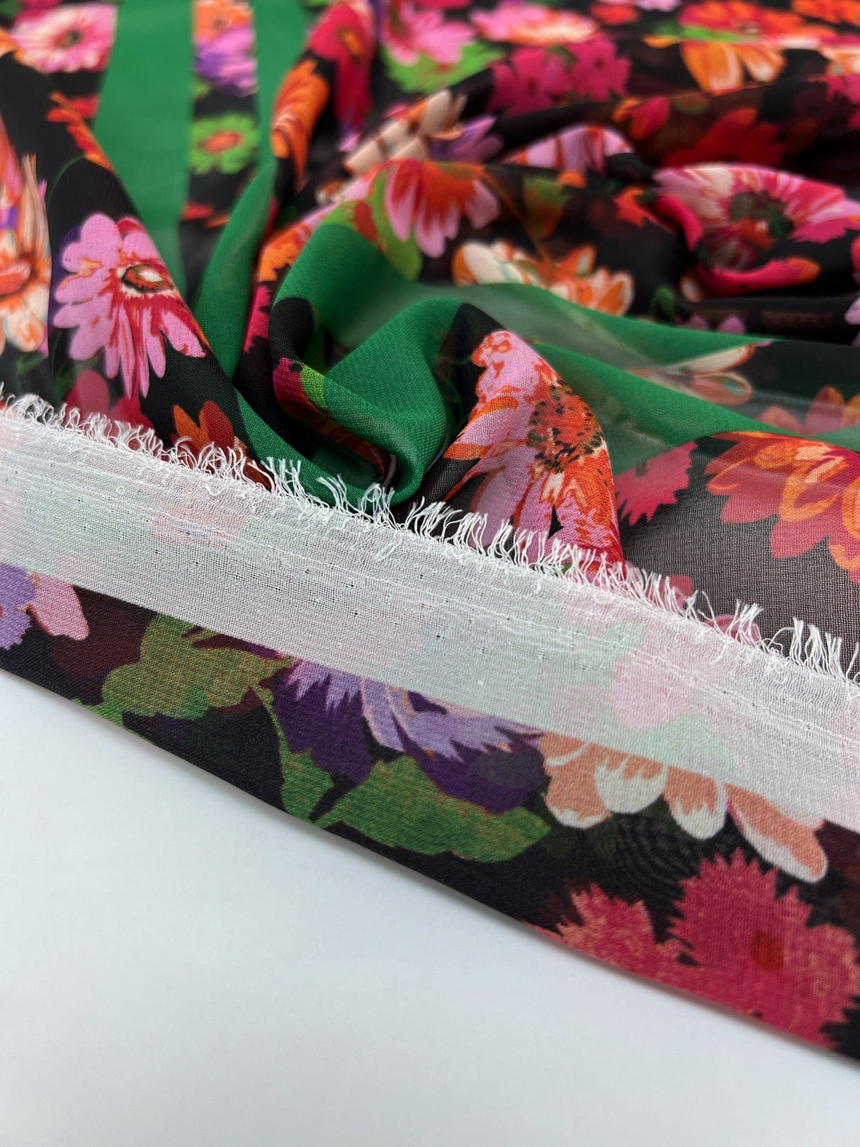 Polyester Chiffon Printed Black Pink Floral