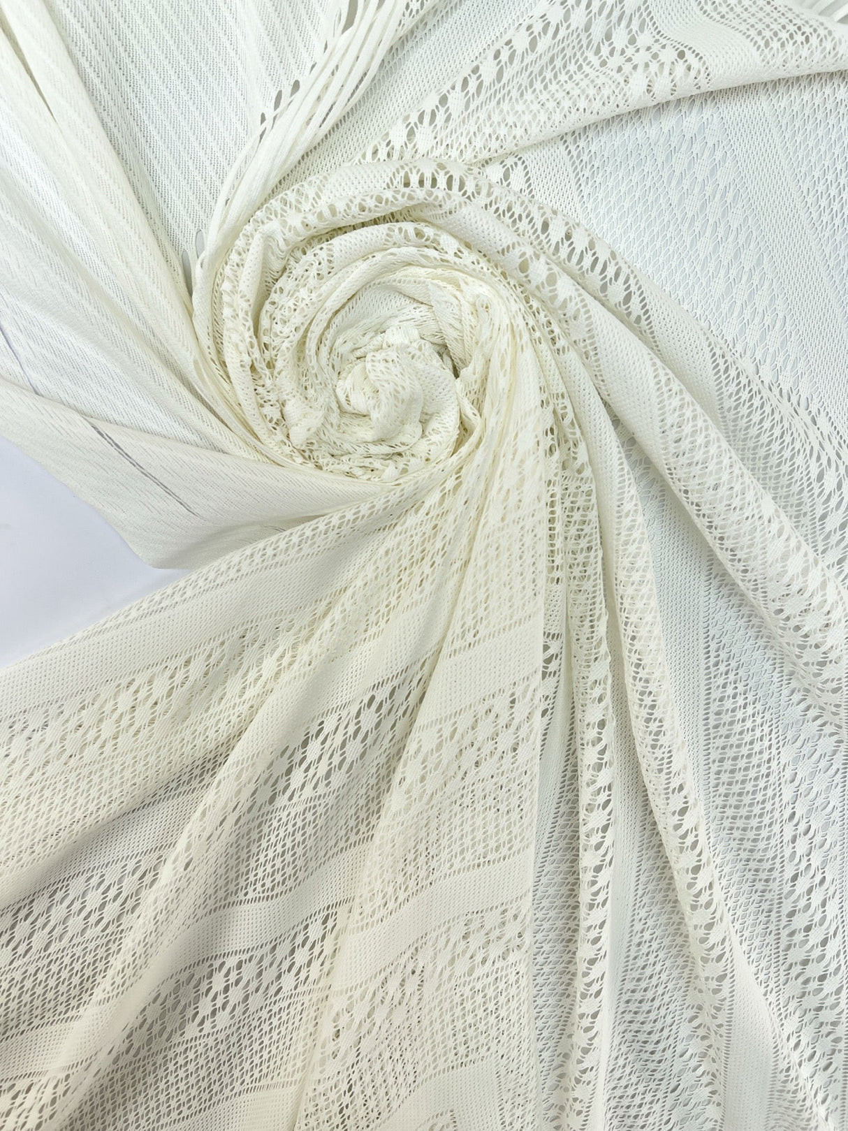 Polyamide Elastane Knitted Fabric White Geometric Print