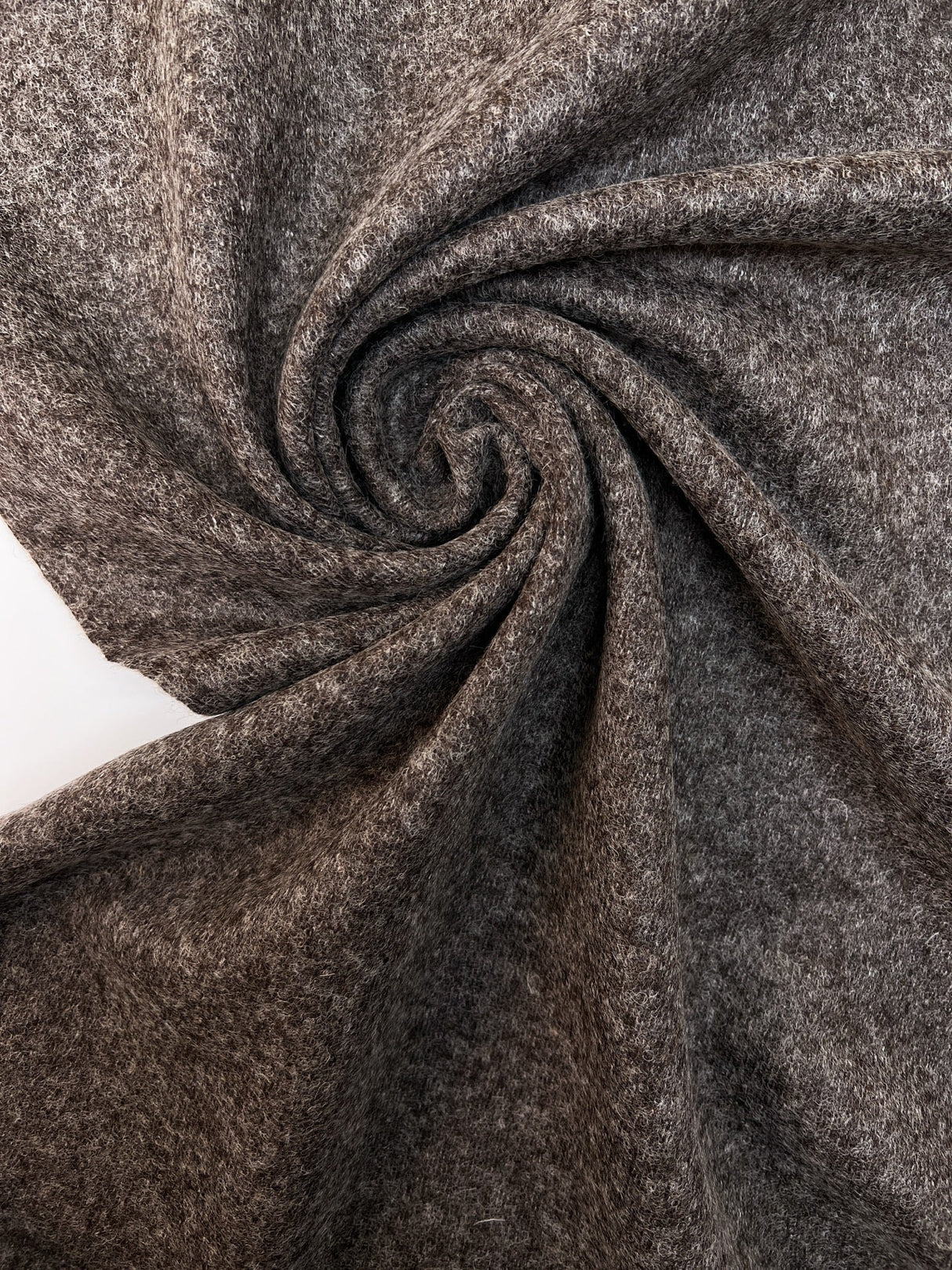 Wool Knitted Melange Brown