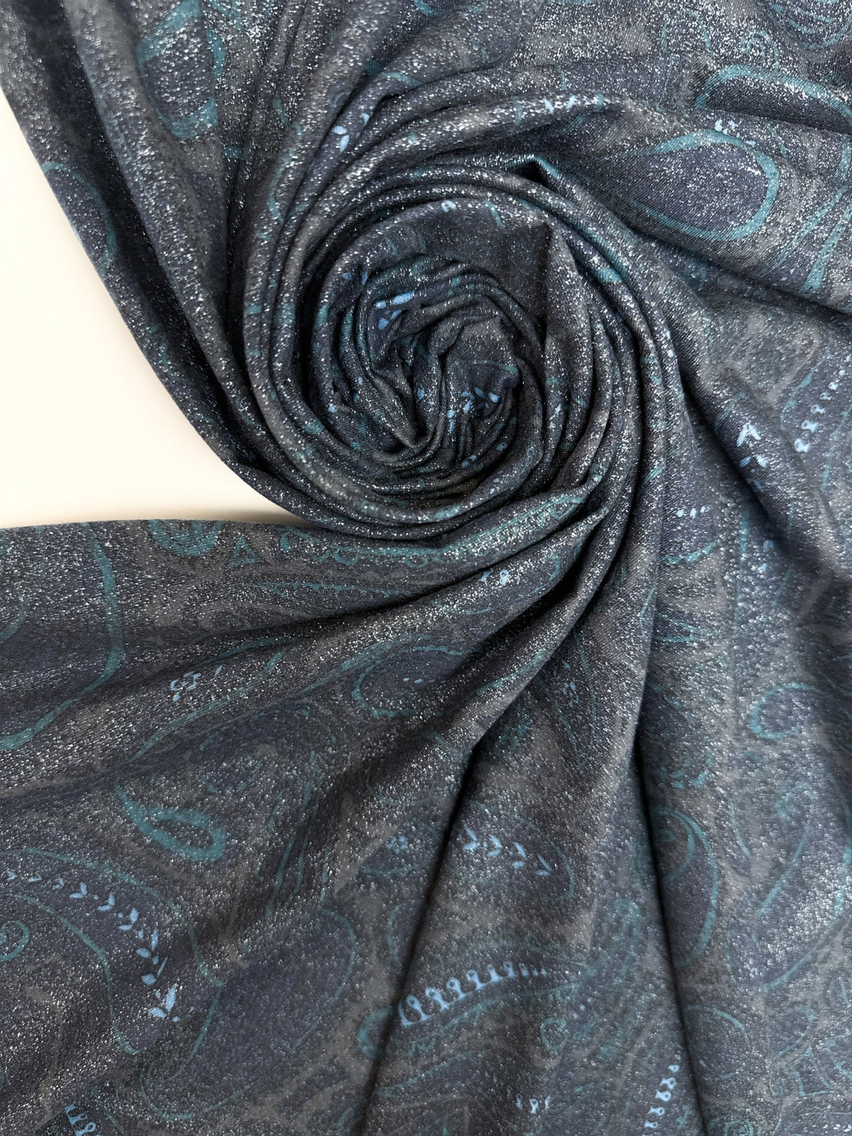 Cotton Stretch Knitted Fabric in Gray Blue Print