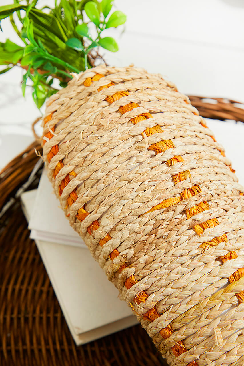 23.5" Carrot - Natural Green