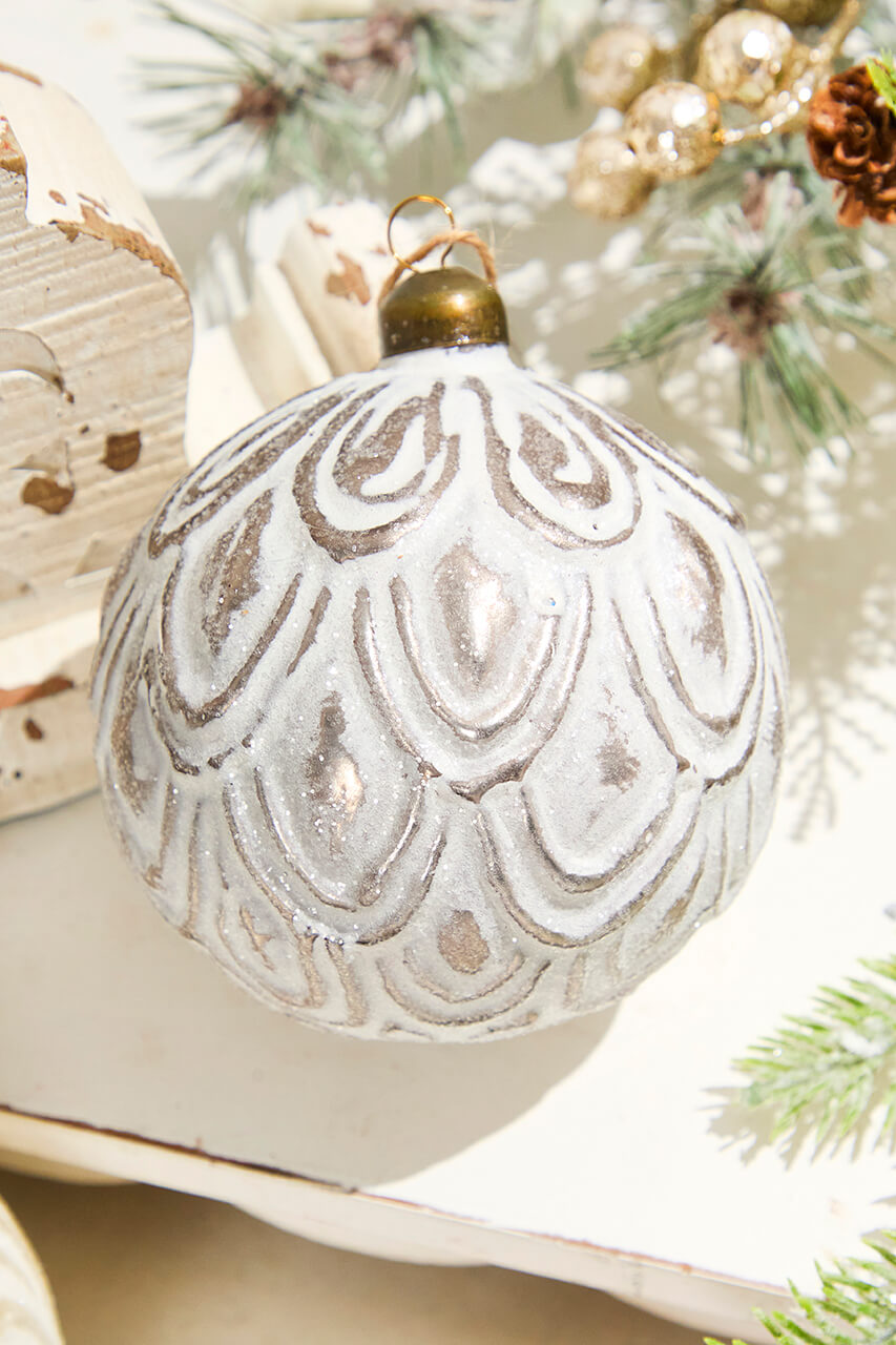 4" Leafy Ball Glass Ornament