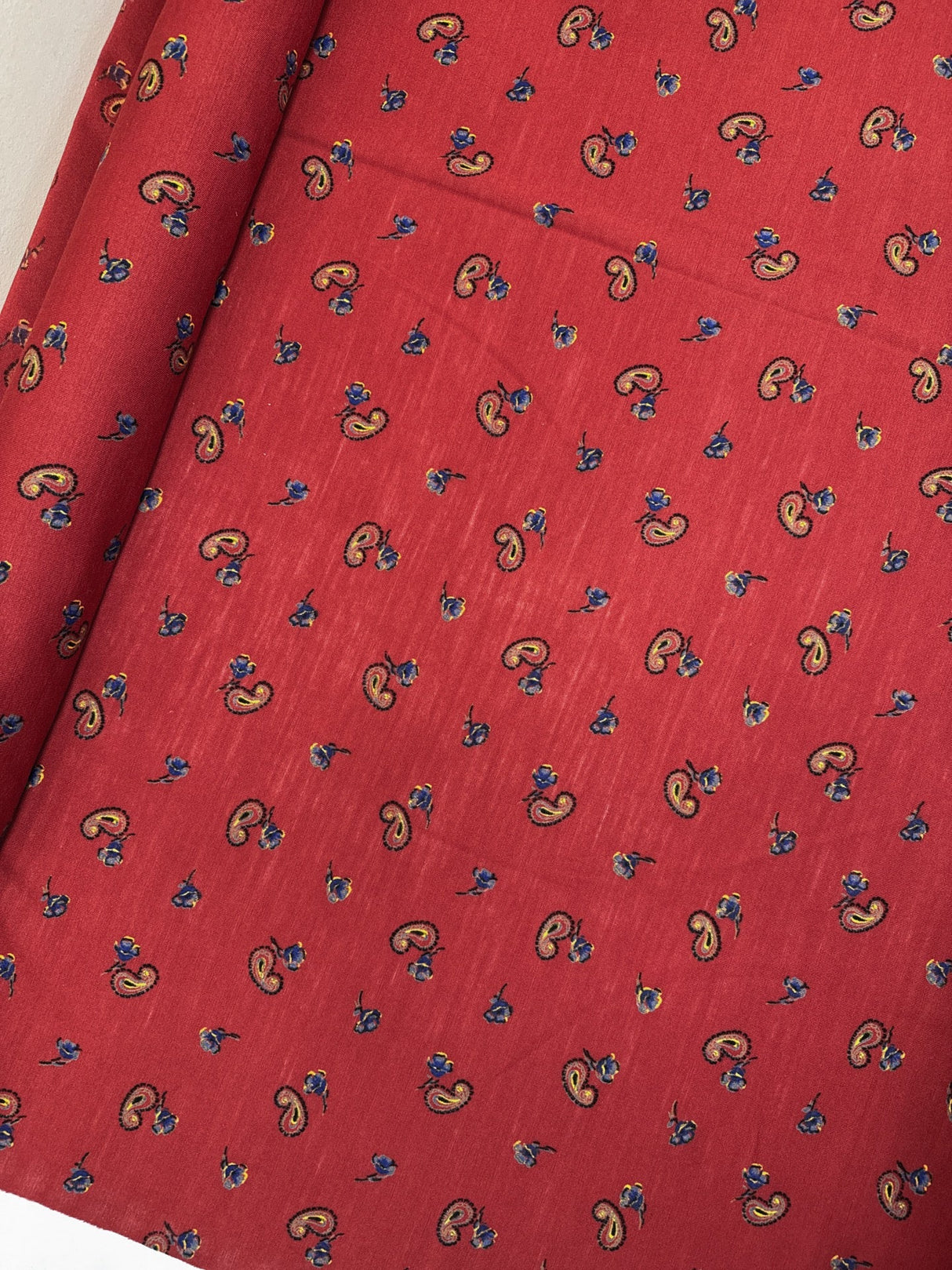 Acrylic Knitted Fabric Red Blue Paisley Floral