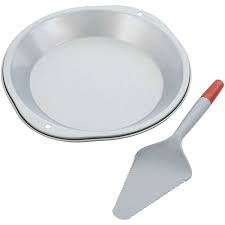 Wilton 9-Inch Pie Pan and Pie Server Set, 2-Piece