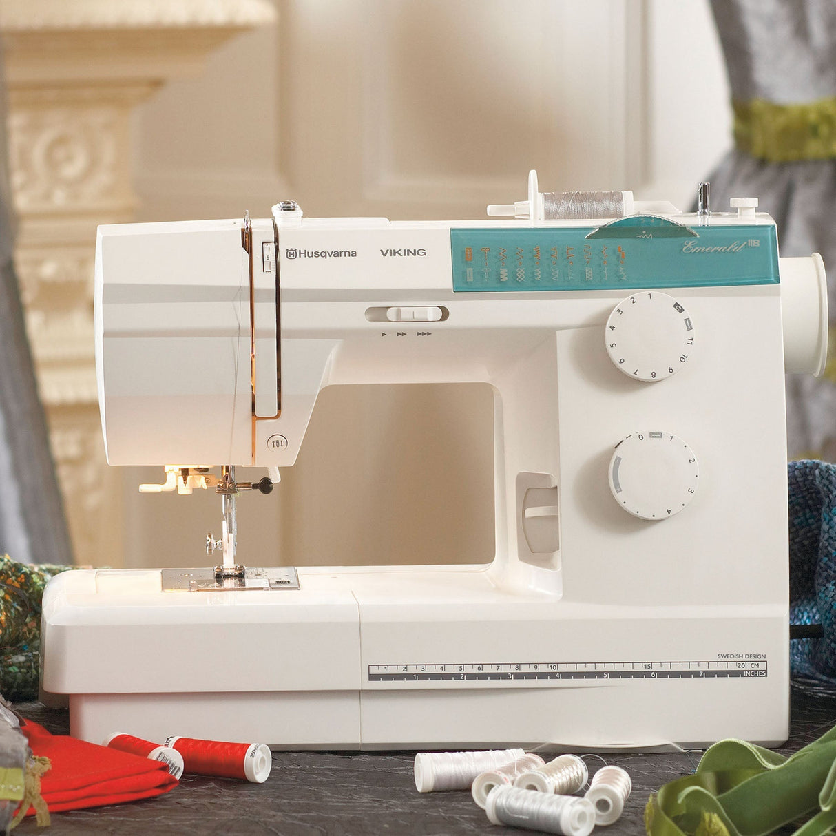 Husqvarna Viking Emerald 118 Sewing Machine - Sewing Machine (1 Unit)