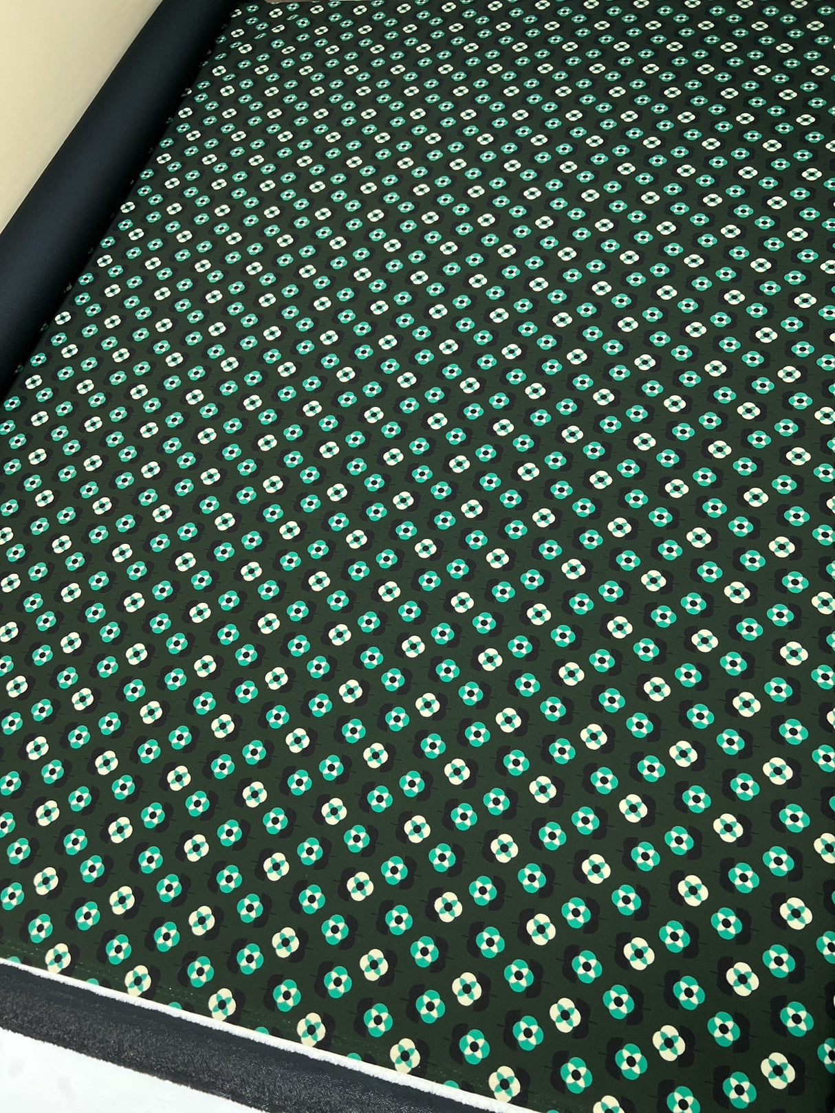 Polyamide Elastane Crepe Printed Green