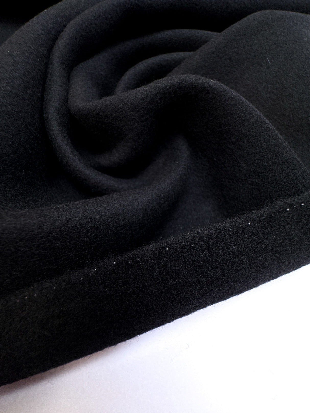 Virgin Wool Tweed Black