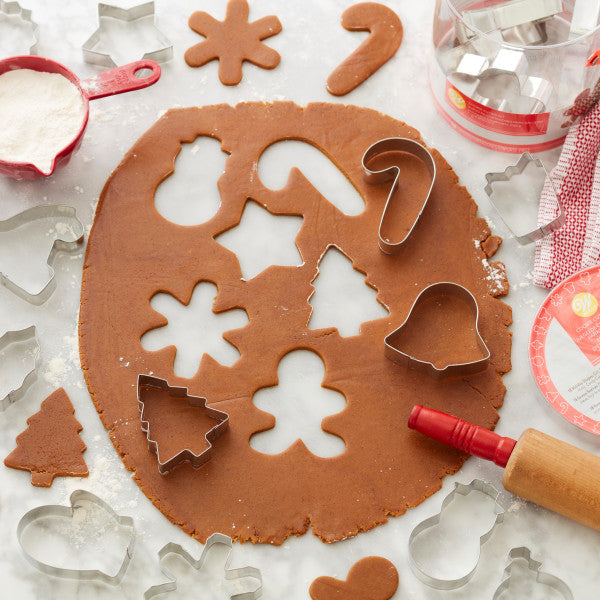 Wilton Christmas Cookie Cutters, 18-Piece Metal Set