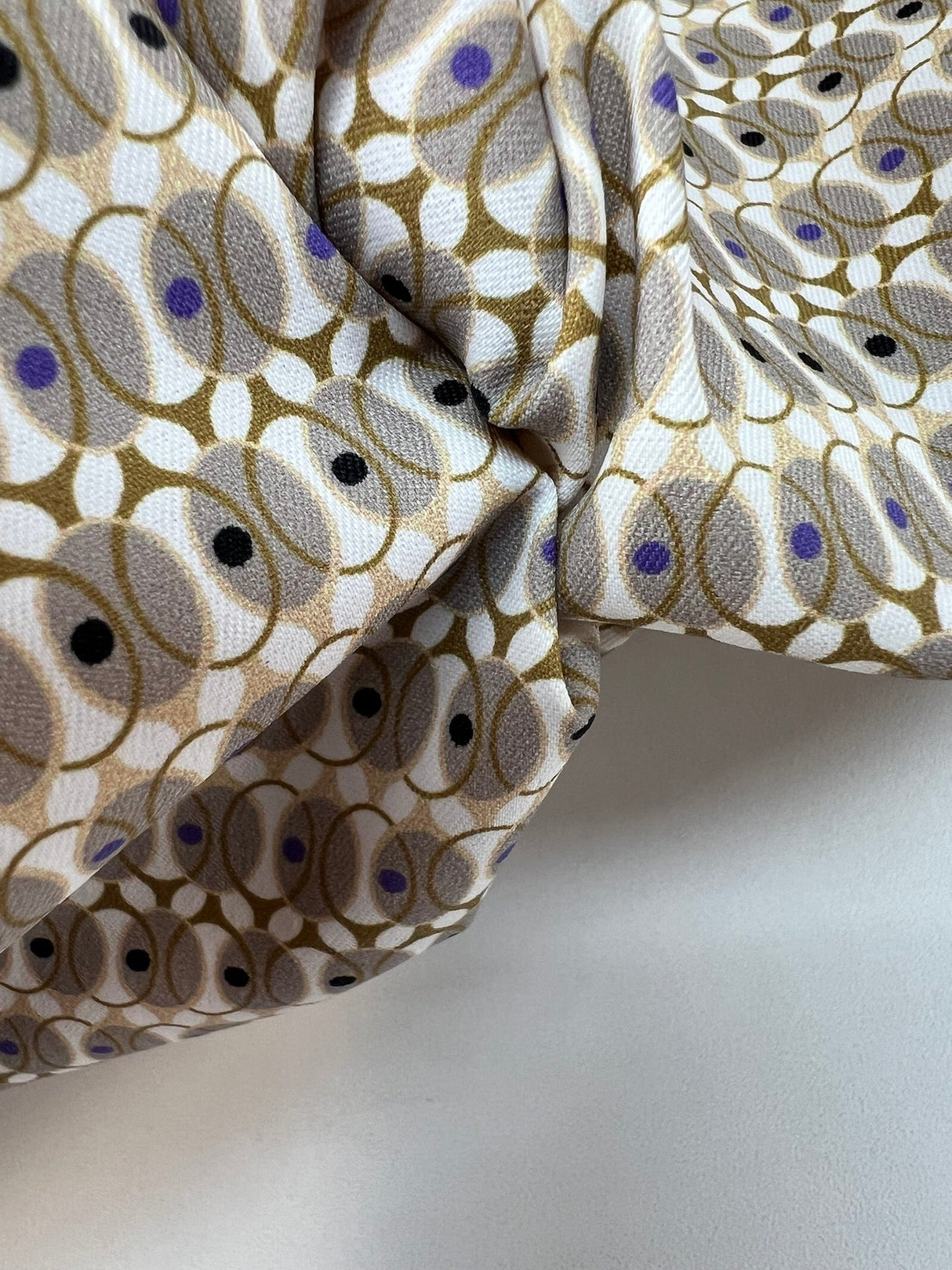 Polyamide Elastane Crepe Printed Beige Geometric