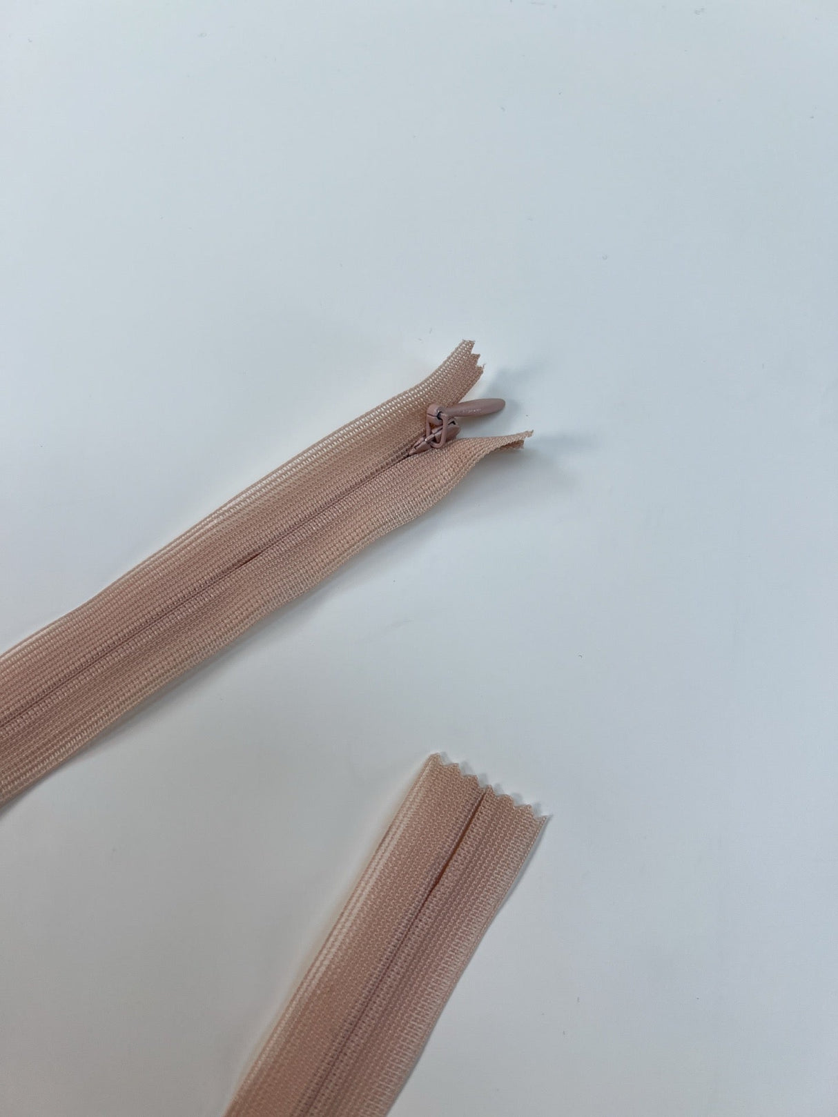 Beige Polyamid Sewing Notions