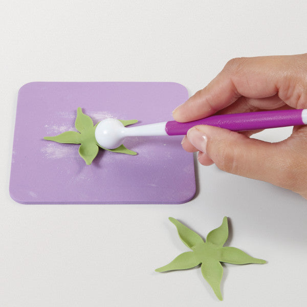 Wilton Gum Paste and Fondant Flower Cutter Set – 28 Piece