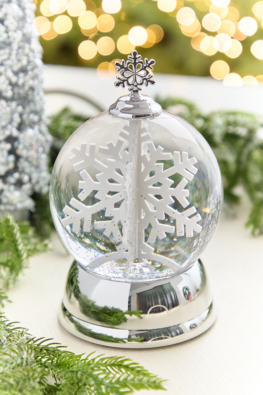 6" Snowflake Light Up Globe