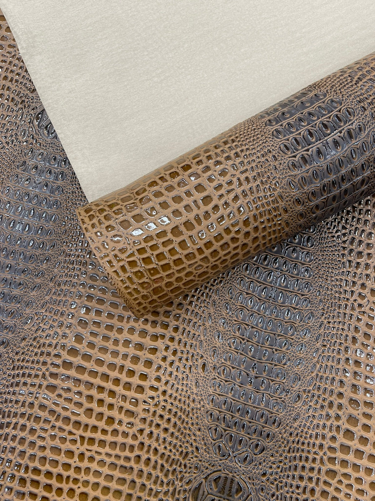 Glossy Two Tone Gator Vinyl Fabric - Alligator Faux Leather, 54" Width (1 Yard)
