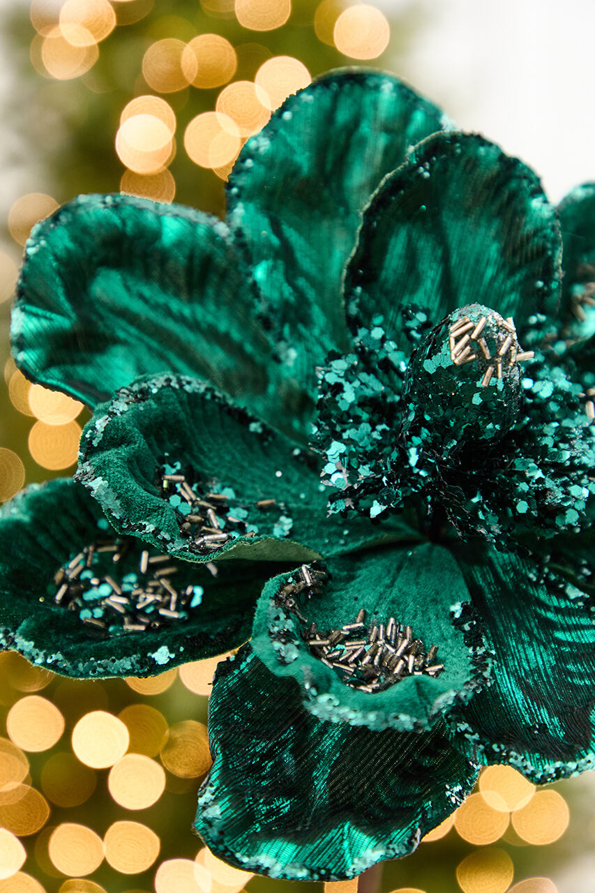19" x 10" Emerald Magnolia Stem