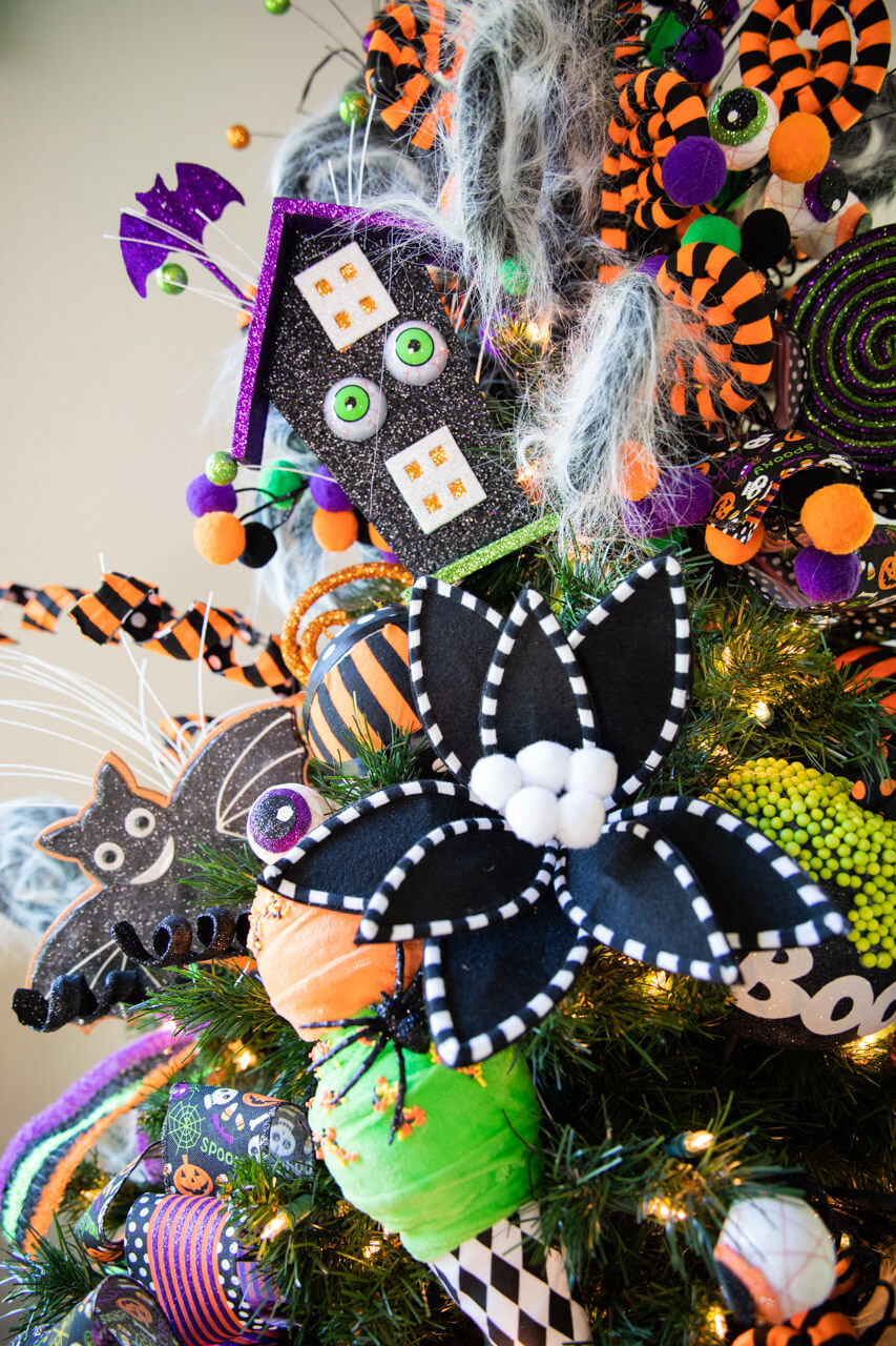 30” Glitter Eye House Bat Spray