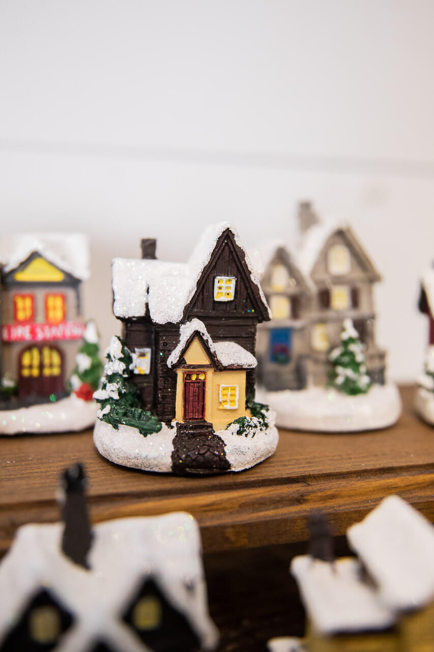 Lighted Holiday House with Battery Powered LEDs