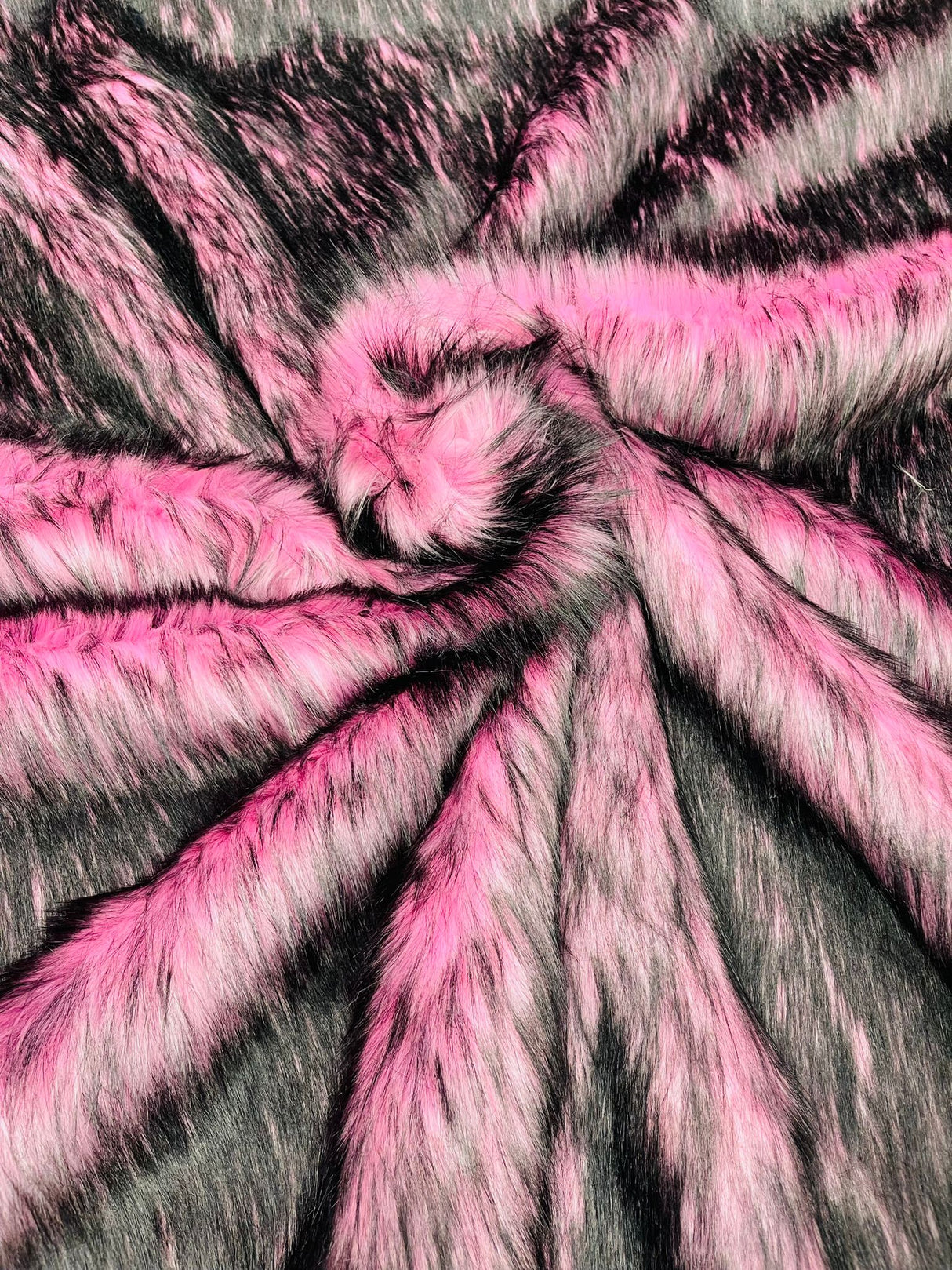 Husky Faux Fur Fabric - Jacquard Faux Fur, 2 Inch High Pile, 58" Width (1 Yard)