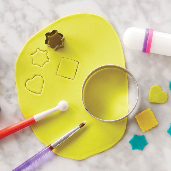 Wilton How to Decorate with Fondant Shapes and Cut-Outs Kit, 14-Piece