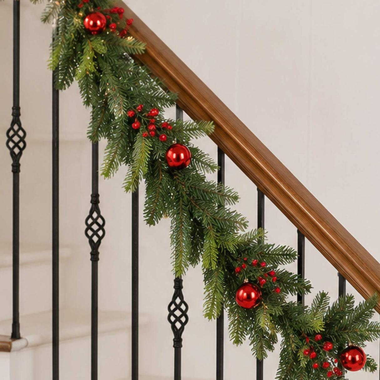 Pre-Lit First Traditions Scotch Creek Fir Garland, 6 Foot