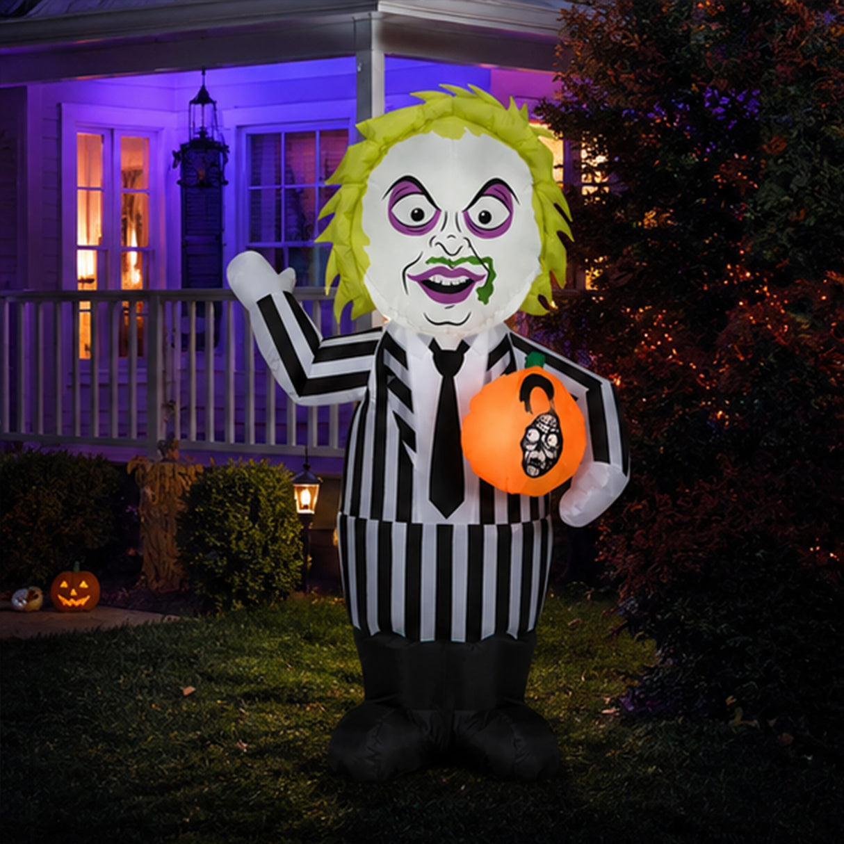 42 in Beetlejuice Halloween Inflatable LED Yard Decoration Plug In