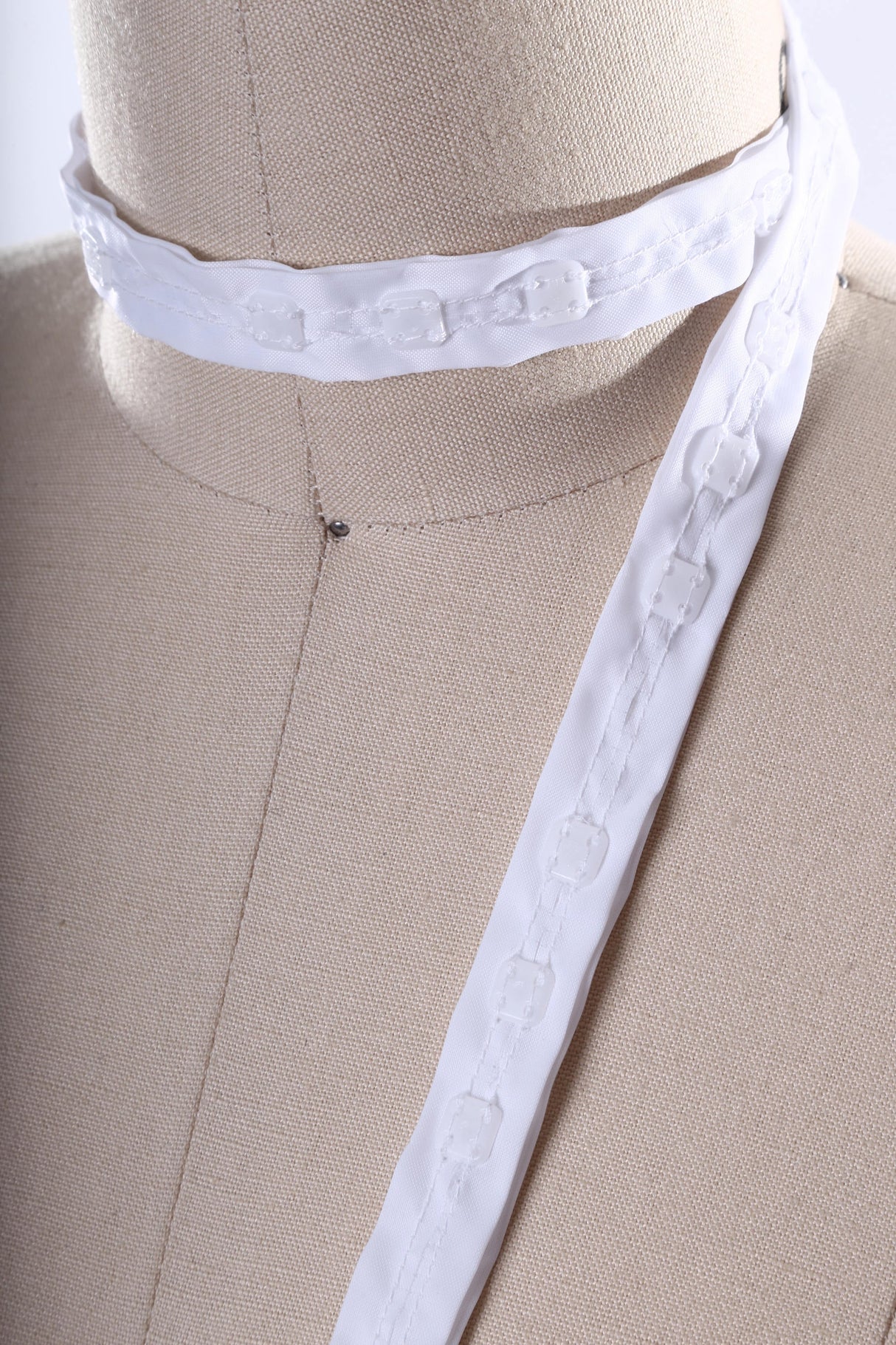 Snap Tape Trim White Cotton 3/4in