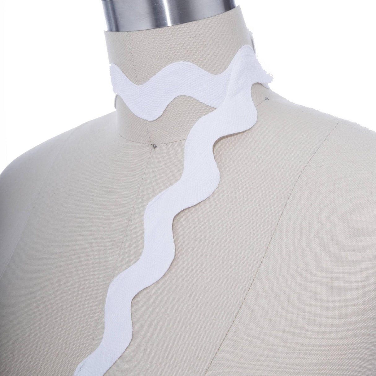 Ric Rac Trim Jumbo White Cotton 1"