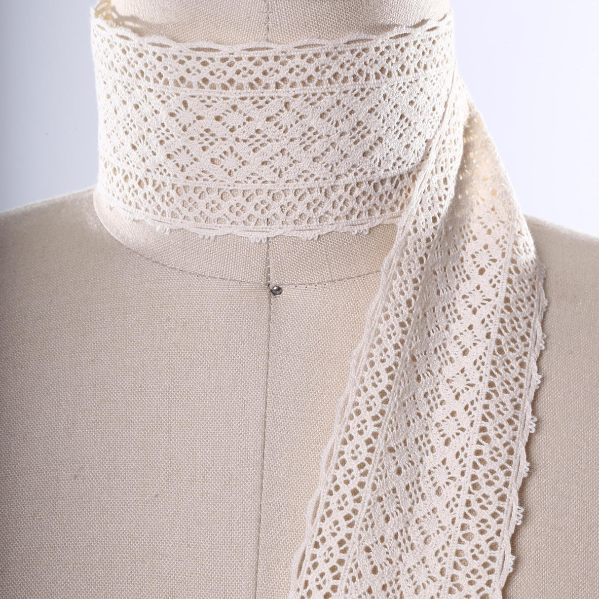 Cluny Lace Trim Ivory 2 Inch