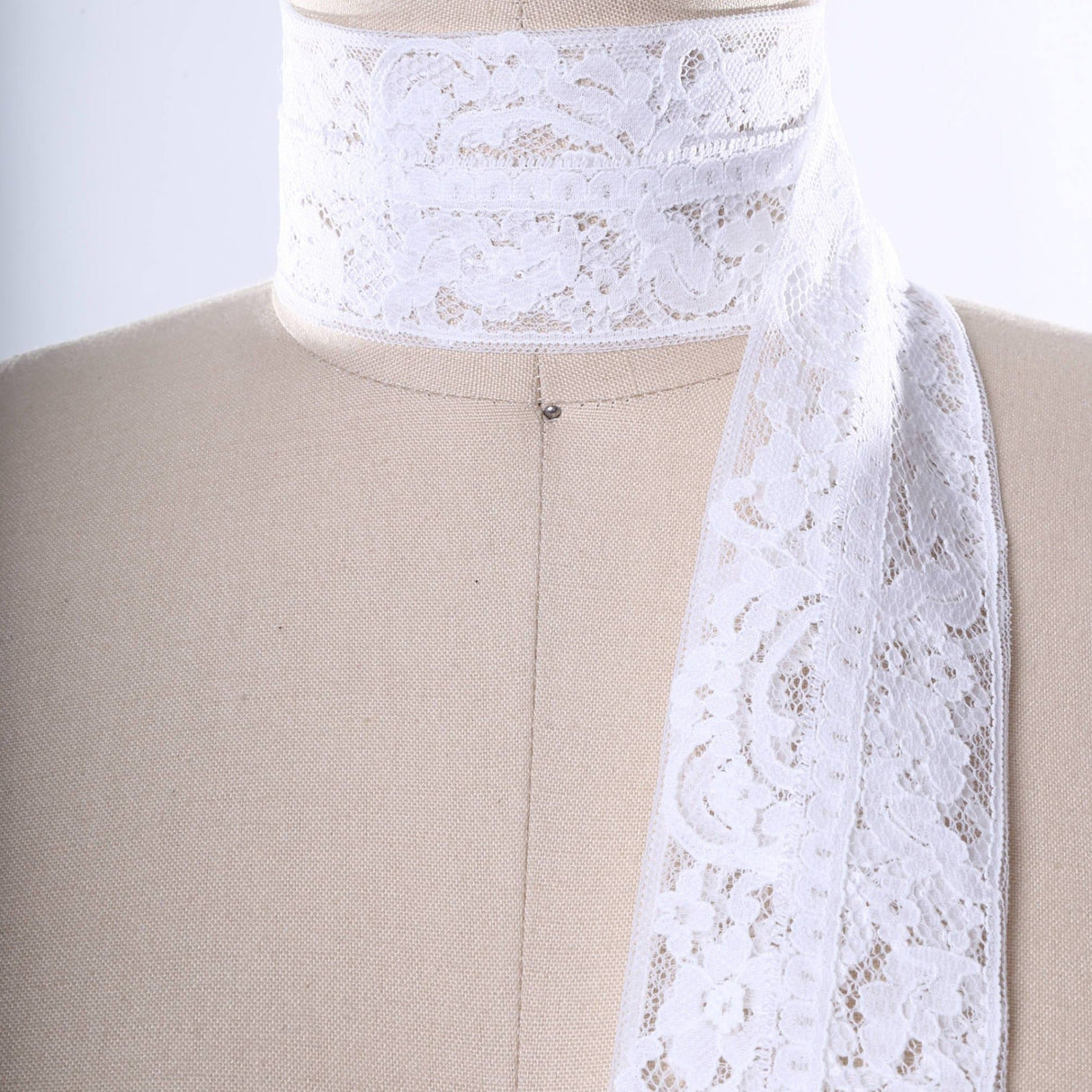 Floral Lace Trim White Polyester 2 Yards