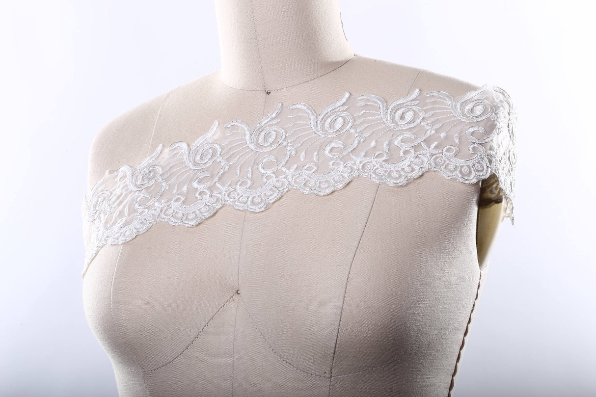 Alencon Bridal Lace Trim White Silver
