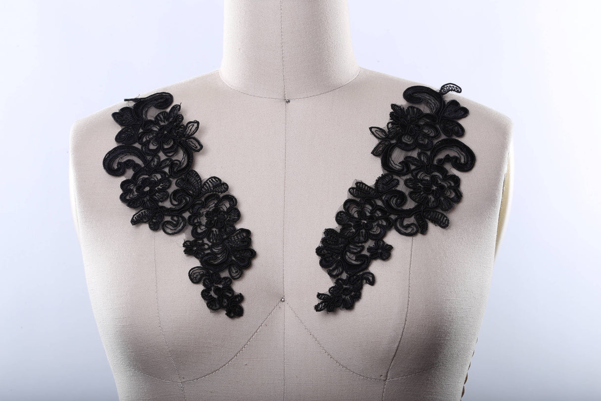 Alencon Lace Applique Pair