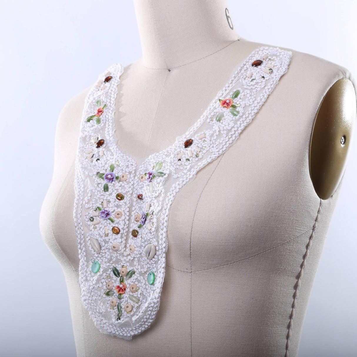 Ivory Lace Collar Applique