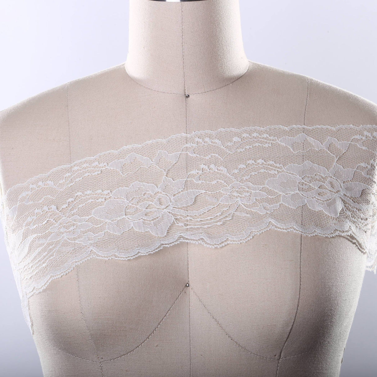 Floral Polyester Lace Trim Black White