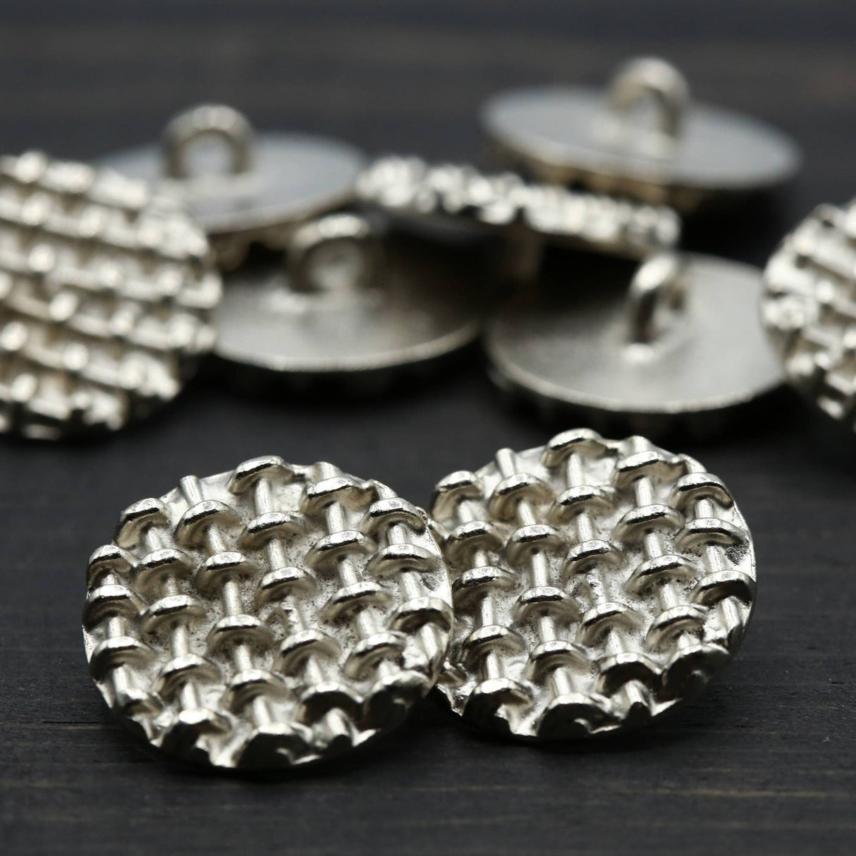 Metal Shank Button Silver Gray 34L
