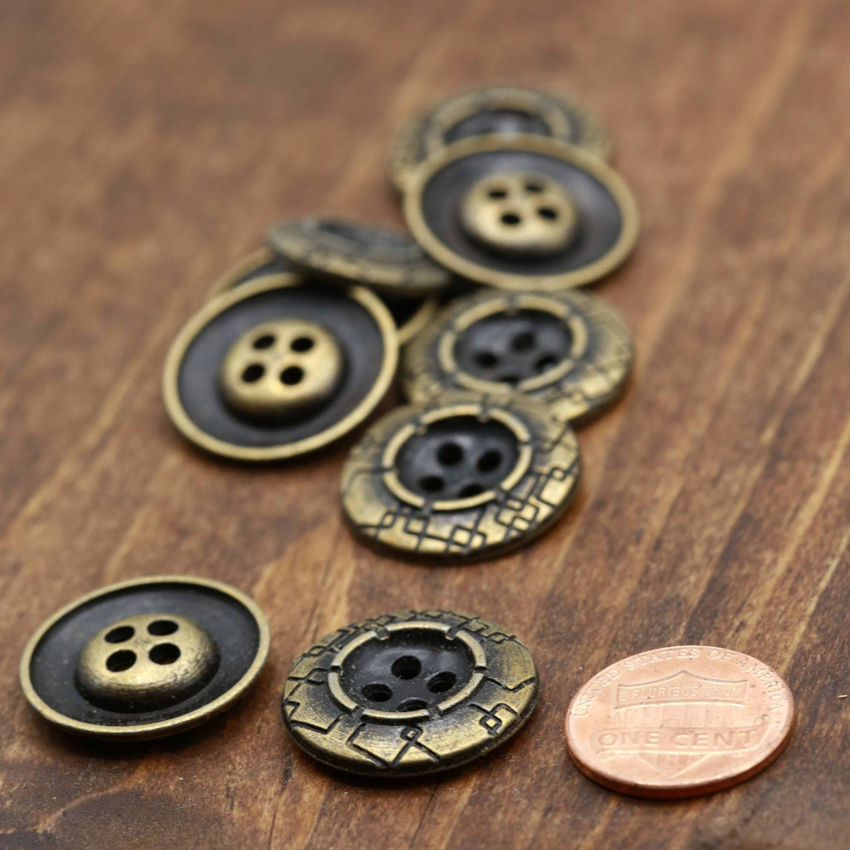 Bronze Metal Button 34L 4-Hole