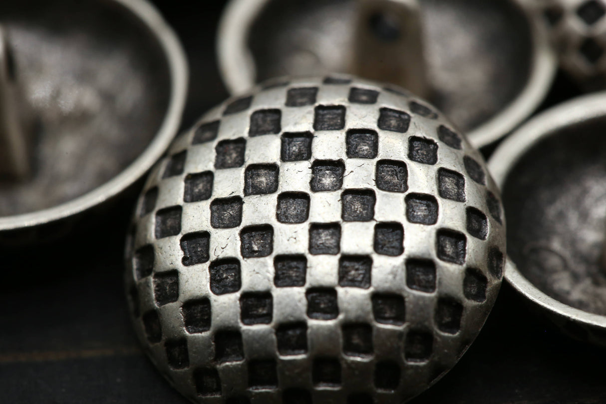 Metal Button Checkered Silver Shank