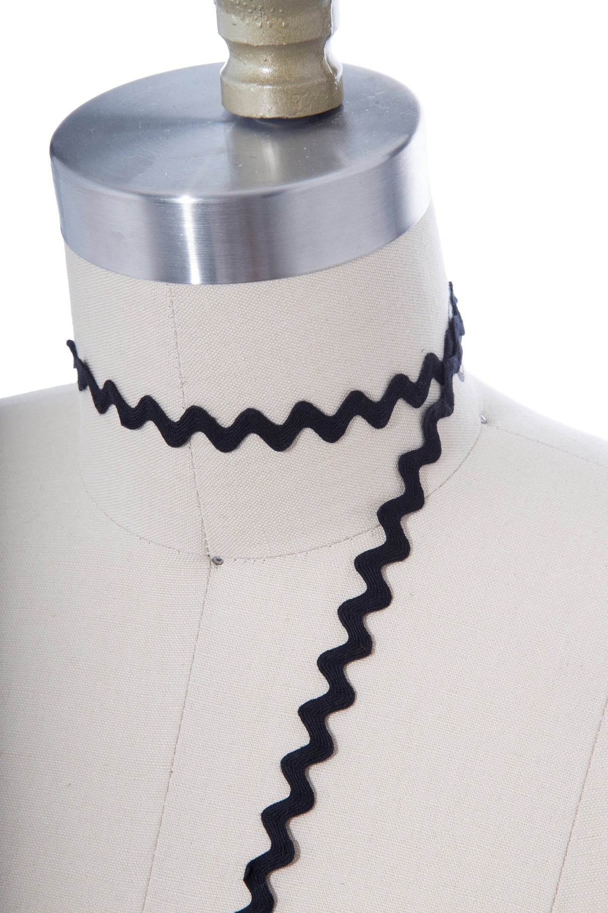 Ric Rac Trim Black Polyester 1 Inch