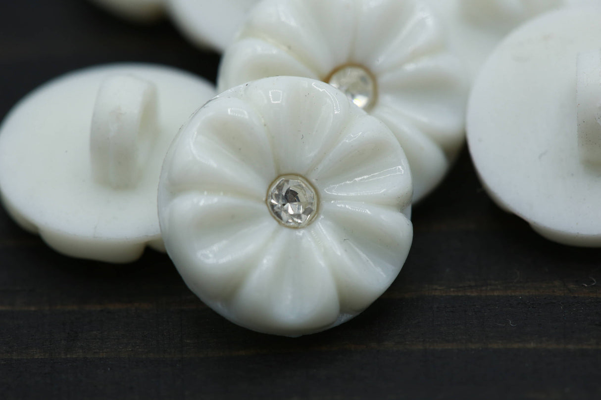Rhinestone Button White Flower Shank 15mm