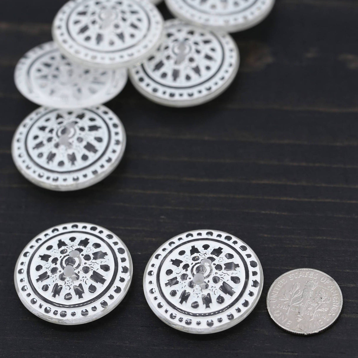 Decorative Plastic Button 27mm Pin Wheel