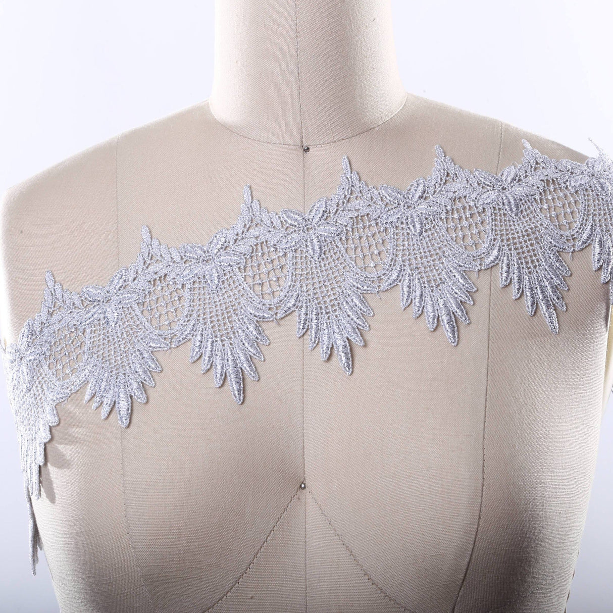 Metallic Silver Venice Lace Trim 3.5"