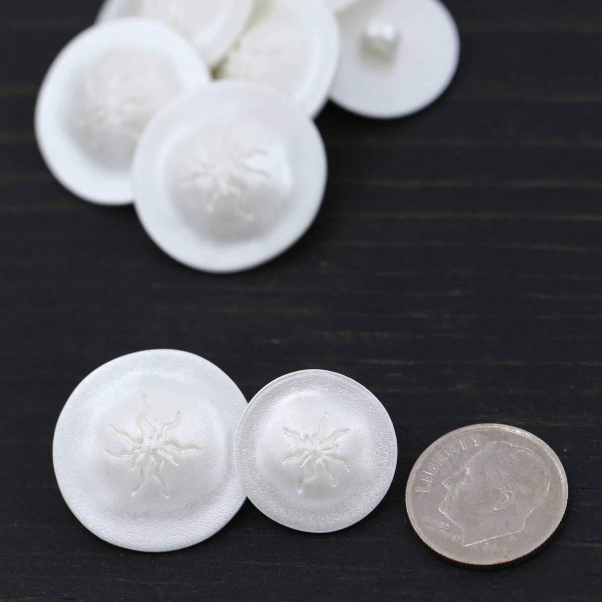 Shank Button Pearl White