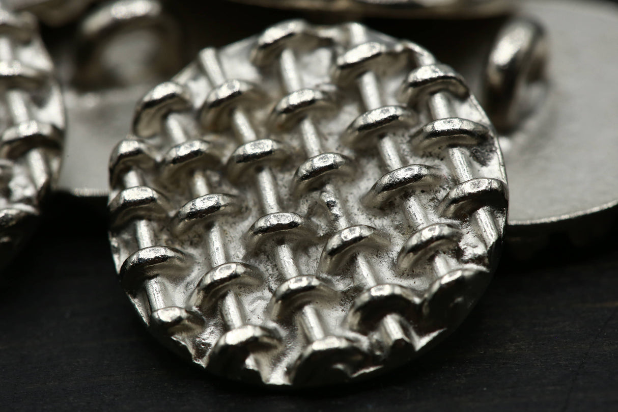 Metal Shank Button Silver Gray 34L