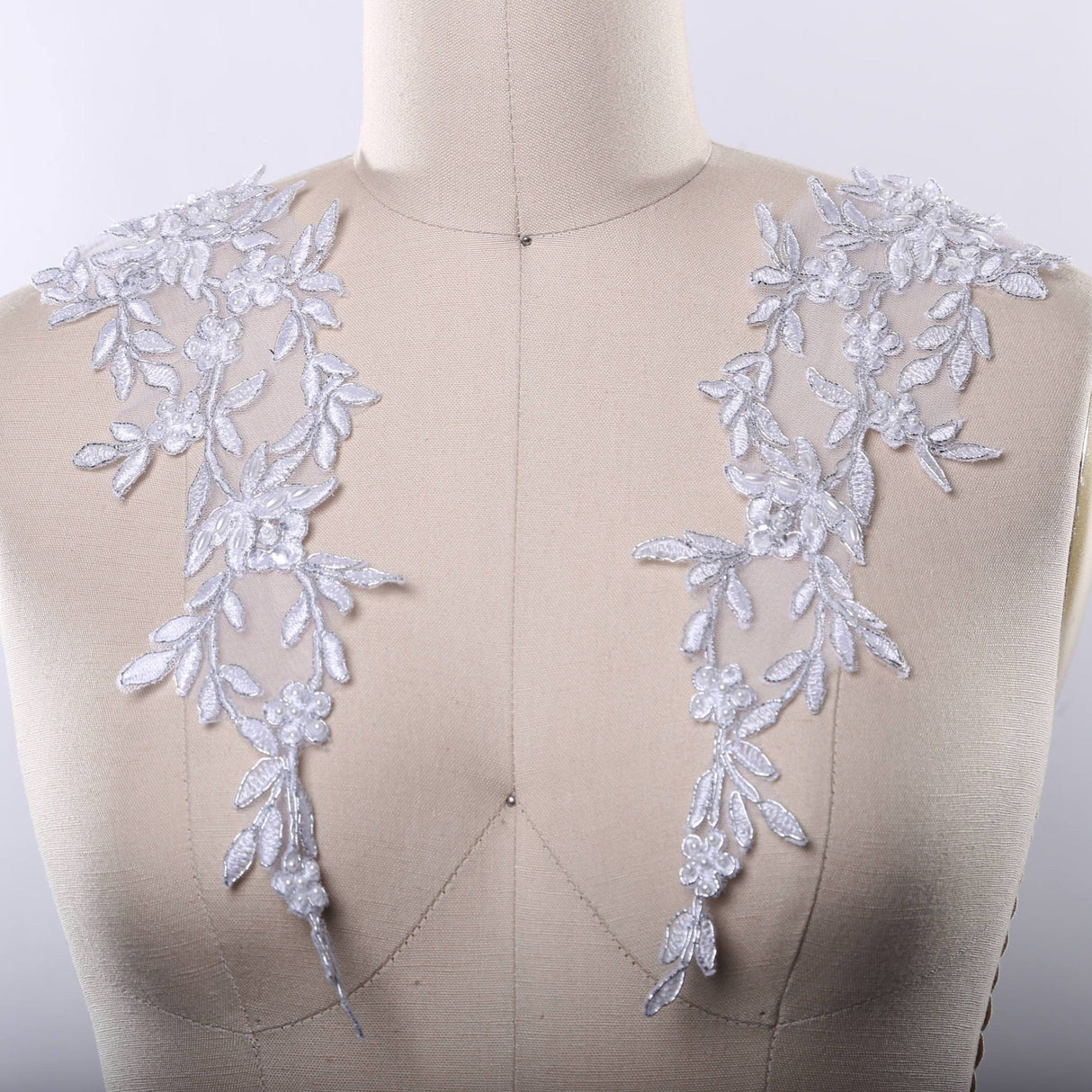 Lace Applique Elongated Leafs Silver
