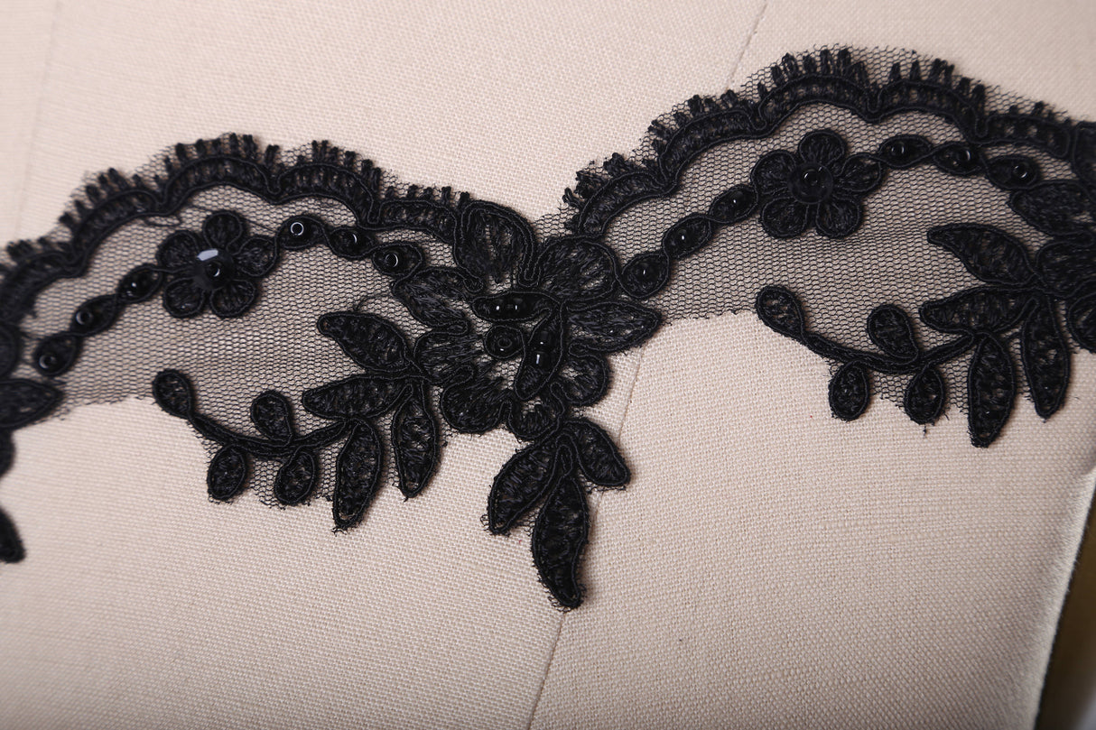 Beaded Lace Trim Black Scalloped Eyelash