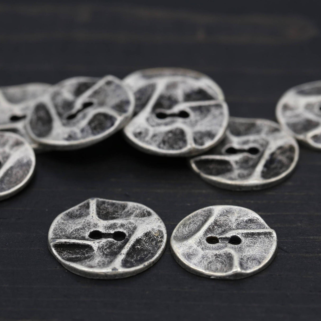 Metal Button Antique Silver 36L