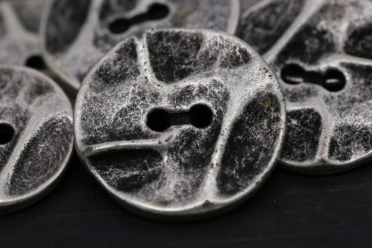 Metal Button Antique Silver 36L