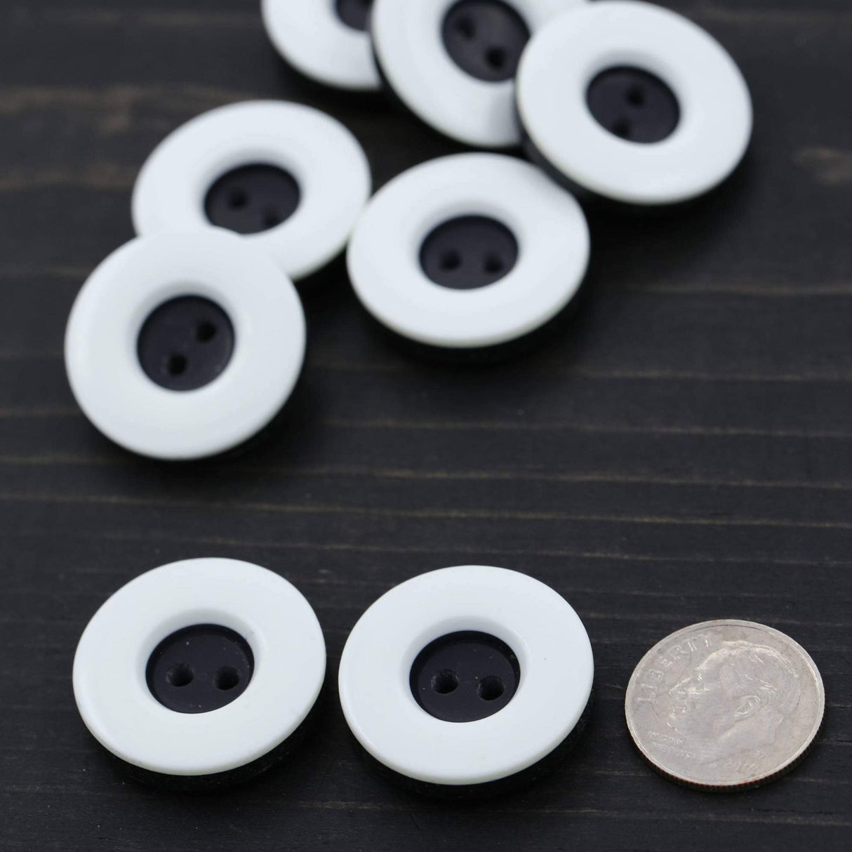 Plastic Button Black White 18mm 2-Hole