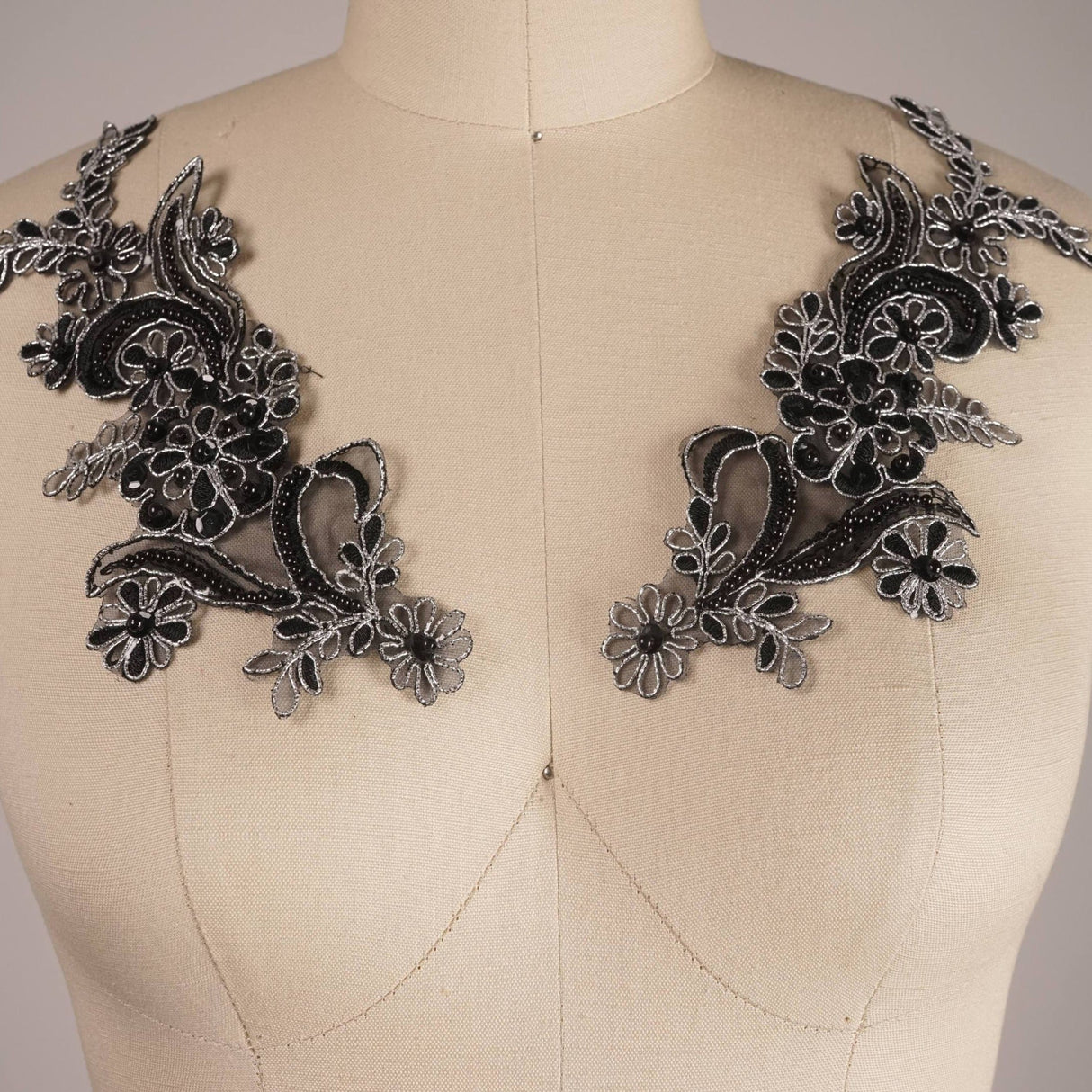 Lace Applique Silver Wire Black